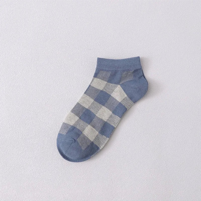 Women'S Sweet Plaid Cotton Crew Socks A Pair