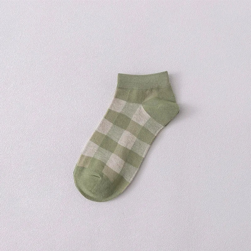 Women'S Sweet Plaid Cotton Crew Socks A Pair