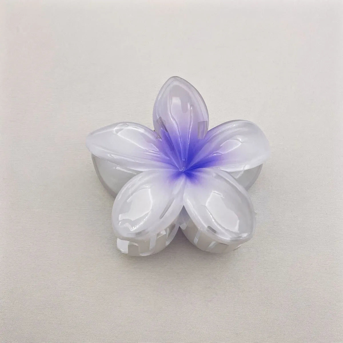 Women'S Sweet Simple Style Artistic Flower Plastic Hair Claws