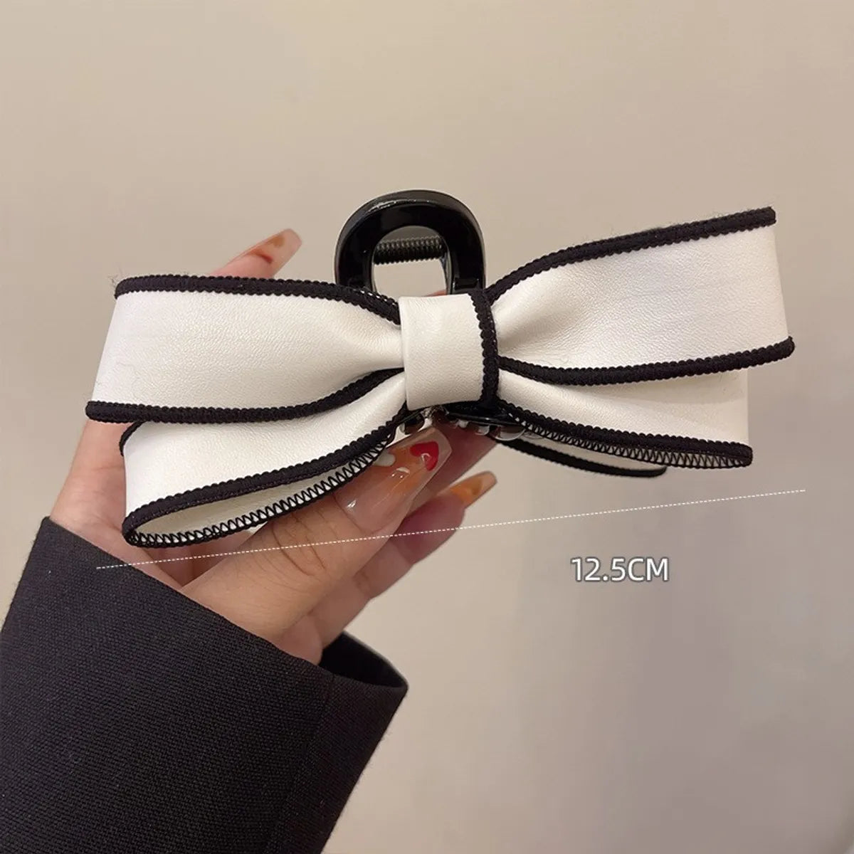 Women'S Sweet Simple Style Bow Knot Plastic Cloth Hair Claws