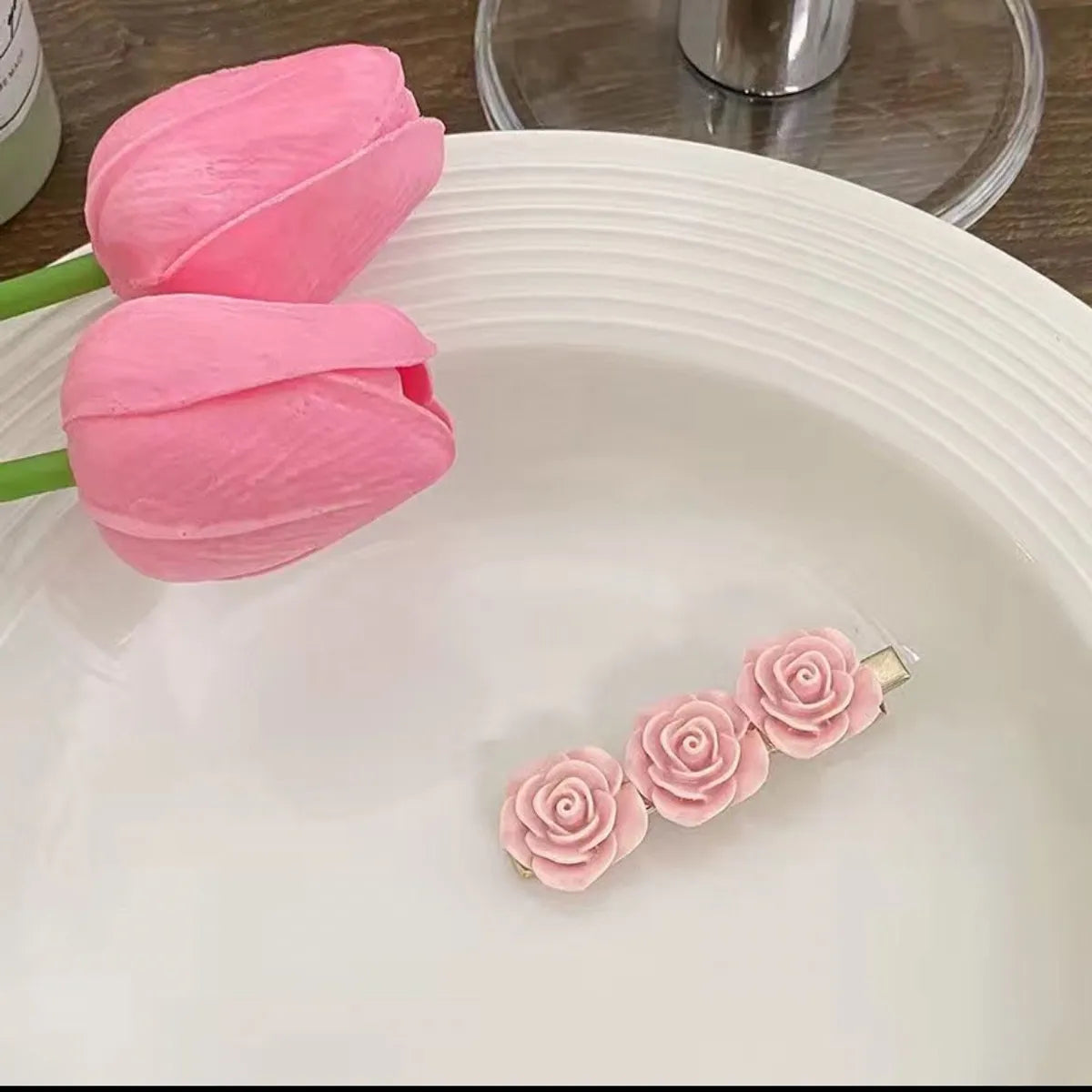 Women'S Sweet Simple Style Flower Plastic Hair Clip