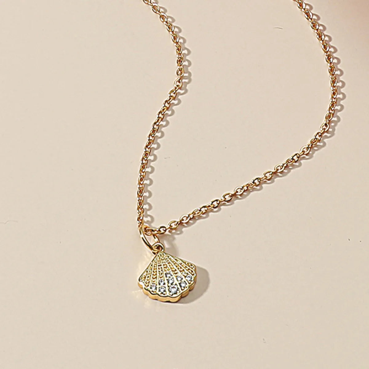 Women'S Titanium Steel Pendent Inlaid Zircon Heart Necklace