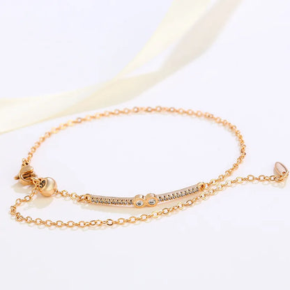 Xuping Simple Style Geometric 18k Gold Plated Artificial Diamond Alloy Wholesale Bracelets