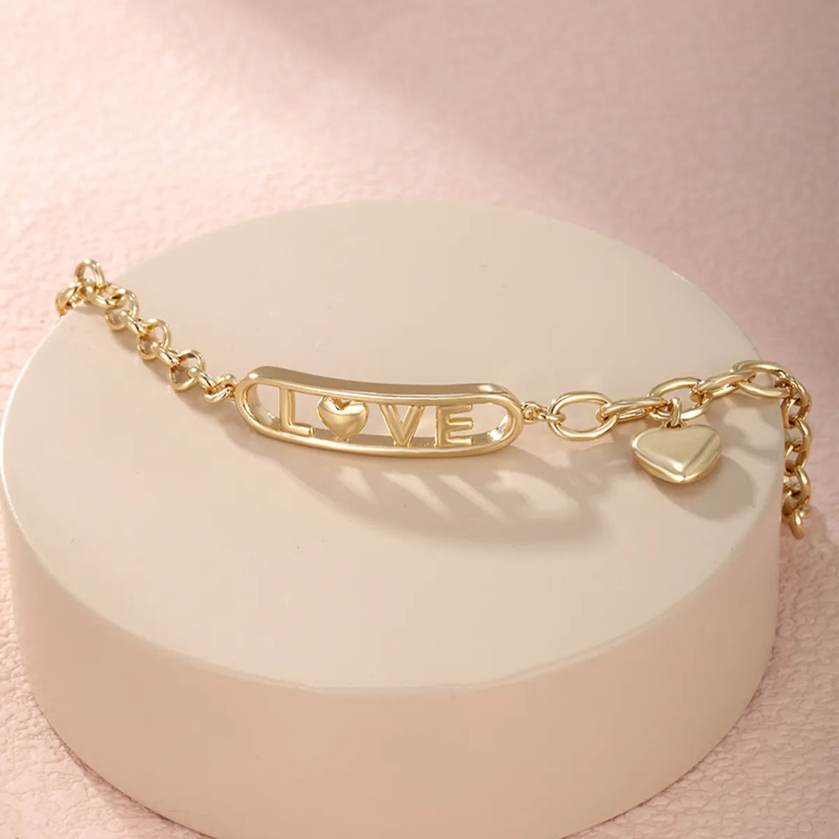 Xuping Simple Style Love Heart Shape 14k Gold Plated Alloy Wholesale Bracelets