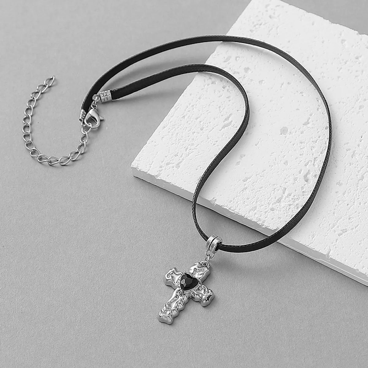 Y2K Casual Punk Cross Rhinestones Alloy Acrylic Wholesale Choker